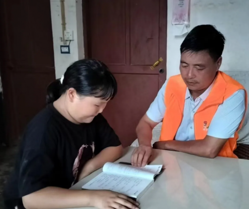 茅坝镇与阅读同行,伴书香成长